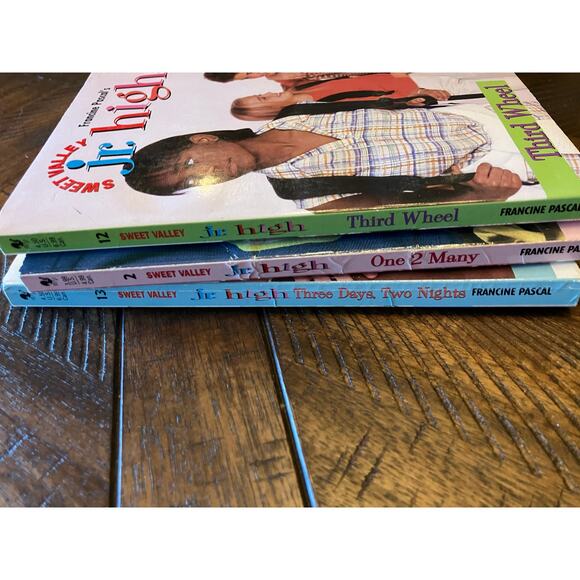 Sweet Valley Jr. High Book Lot of 3, Third Wheel, Three Days, One 2 Many,Vintage - Picture 5 of 10